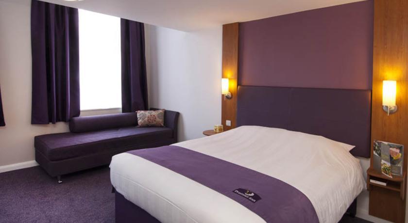 Premier Inn Basingstoke West エクステリア 写真