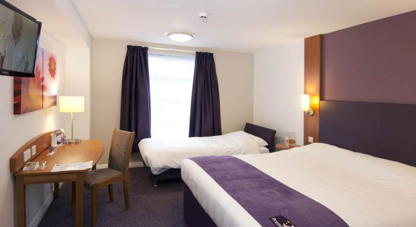 Premier Inn Basingstoke West 部屋 写真