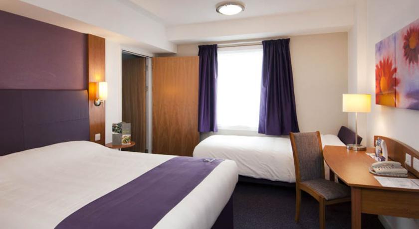 Premier Inn Basingstoke West 部屋 写真